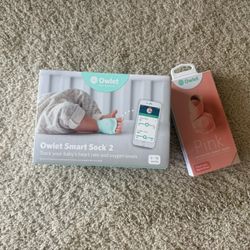 Owlet Smart Sock 2 (2020) + Pink Accessory Socks – Excellent Condition