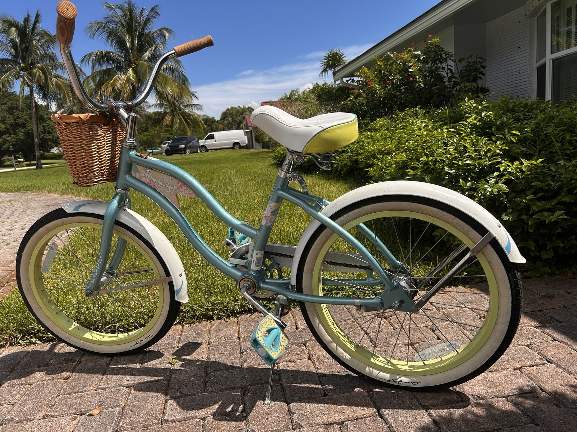 Kids Bike - Beach Cruiser Used - Panama Jack