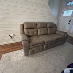 Like new electric reclining sofa $400 obo