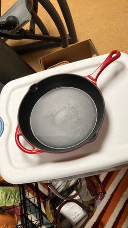 Set of 3 red enamel heavyweight cast iron frying pans