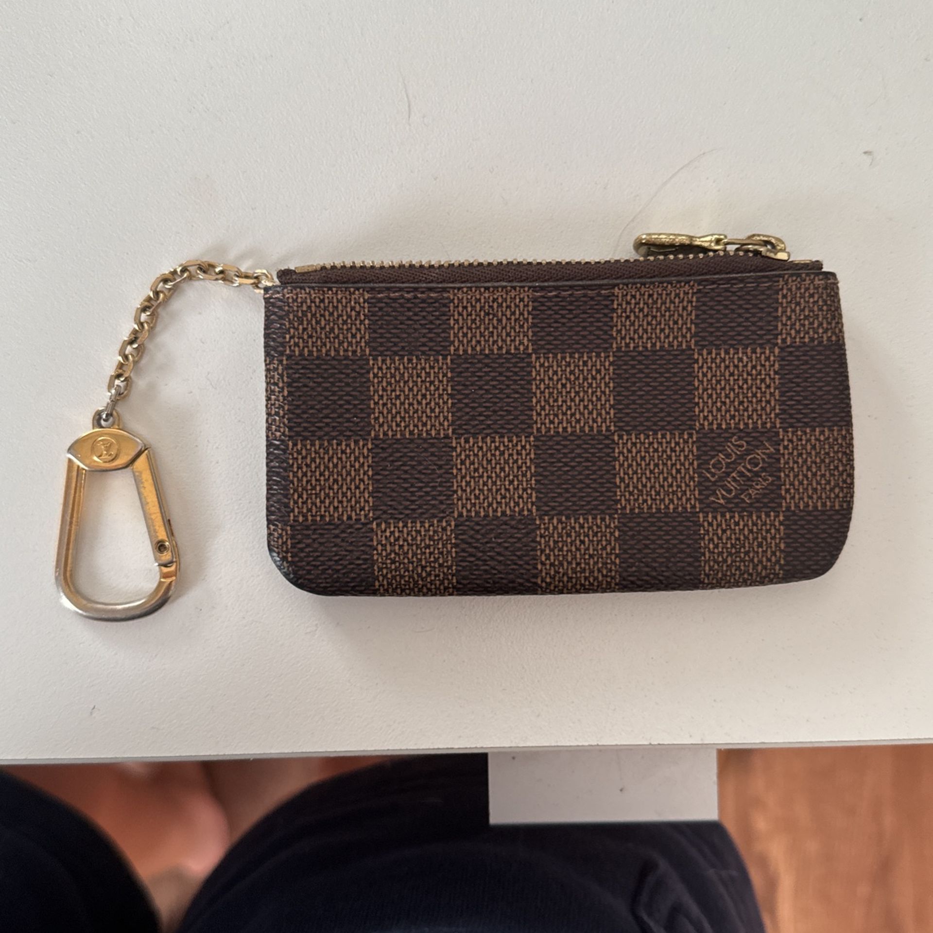 Louie Vuitton Keychain Wallet