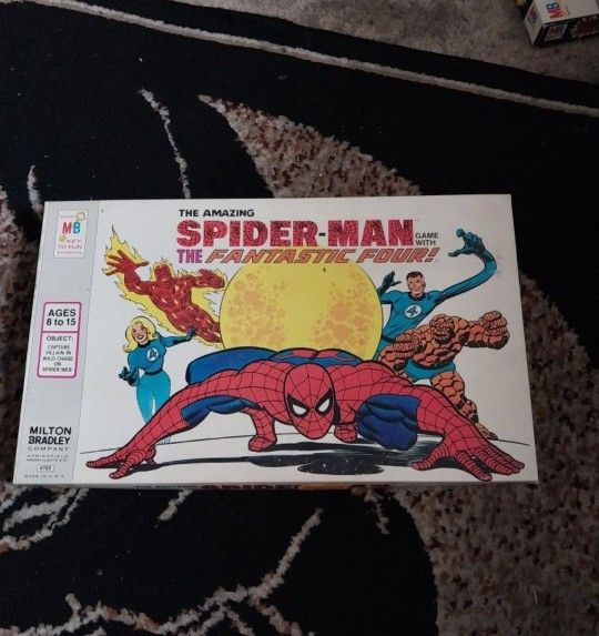 Spiderman And Fantasic Four Board Game Vintage 1977 Rare