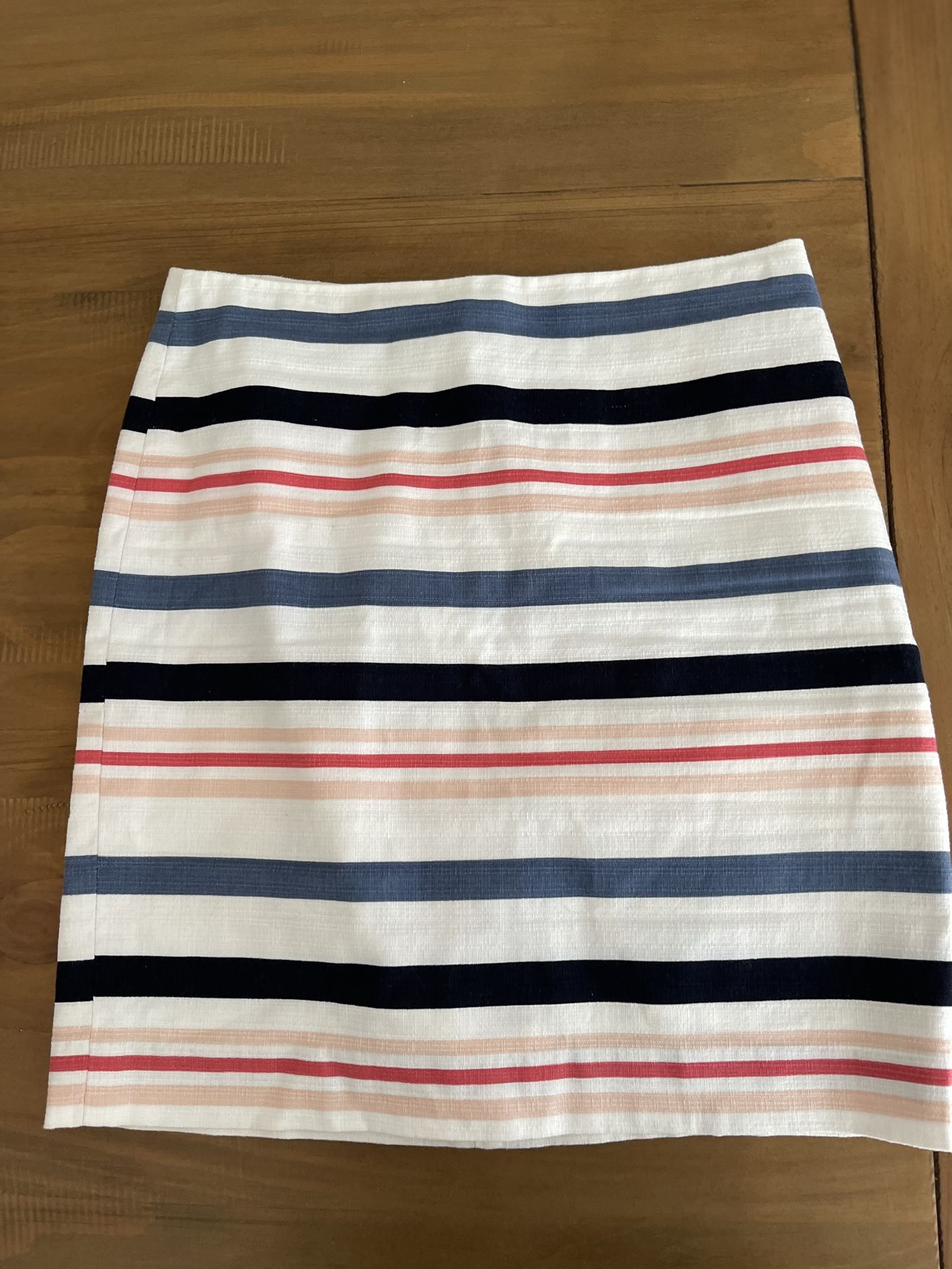 Ann Taylor Blue and Pink Striped Pencil Skirt size 0