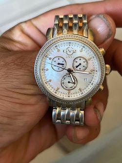 Gevril GV2 women’s chronograph