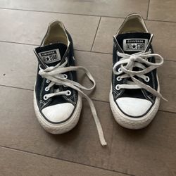 Converse Black And White