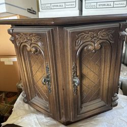 Vintage Coffee Table/TV Stand $ 2 End Tables