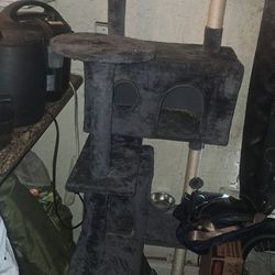 Cat tree