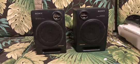 Sony Mega Bass Bookshelf Speakers - Pair (Bass Reflex 2-Way)