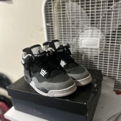 Jordan 4 Retro “Fear”
