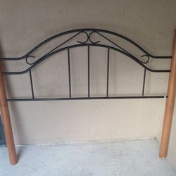 Queen Headboard And Frame On Wheels