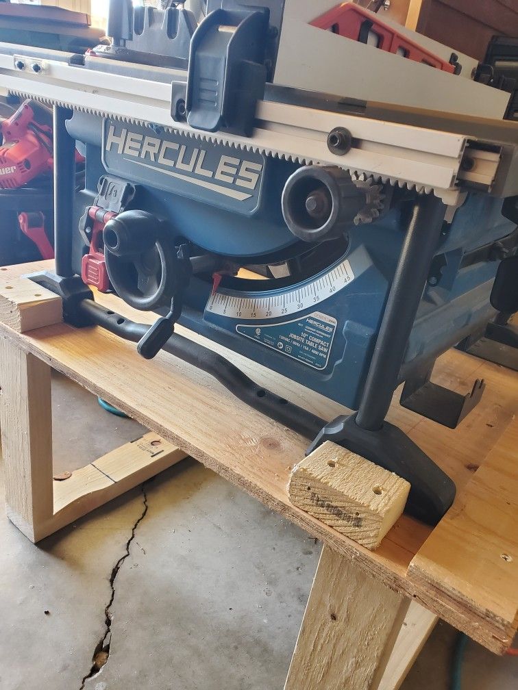 Hercules Table saw