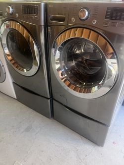 Washer And GAS Dryer