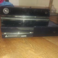 Microsoft Xbox One And Kinect