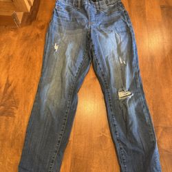 Woman’s Judy blue Pull On Skinny Jeans Shipping Available 