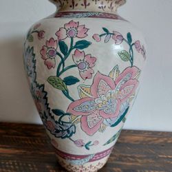 Ceramic Oriental Vase