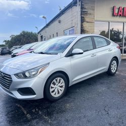 2019 Hyundai Accent $995 DOWN 