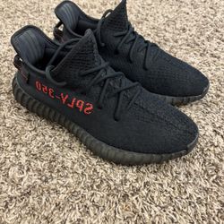 Yeezy Boost 350 V2 “Bred" – Size 9