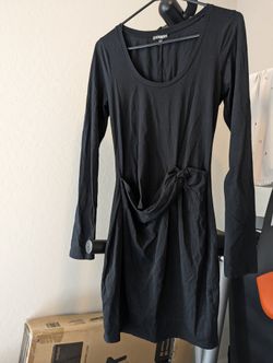 Express Women's Black Long Sleeved Fitted Mini Knot Dress Medium