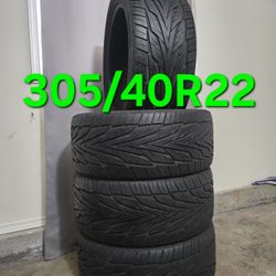 305/40/22 Tires All Season Toyo Proxes ST3 