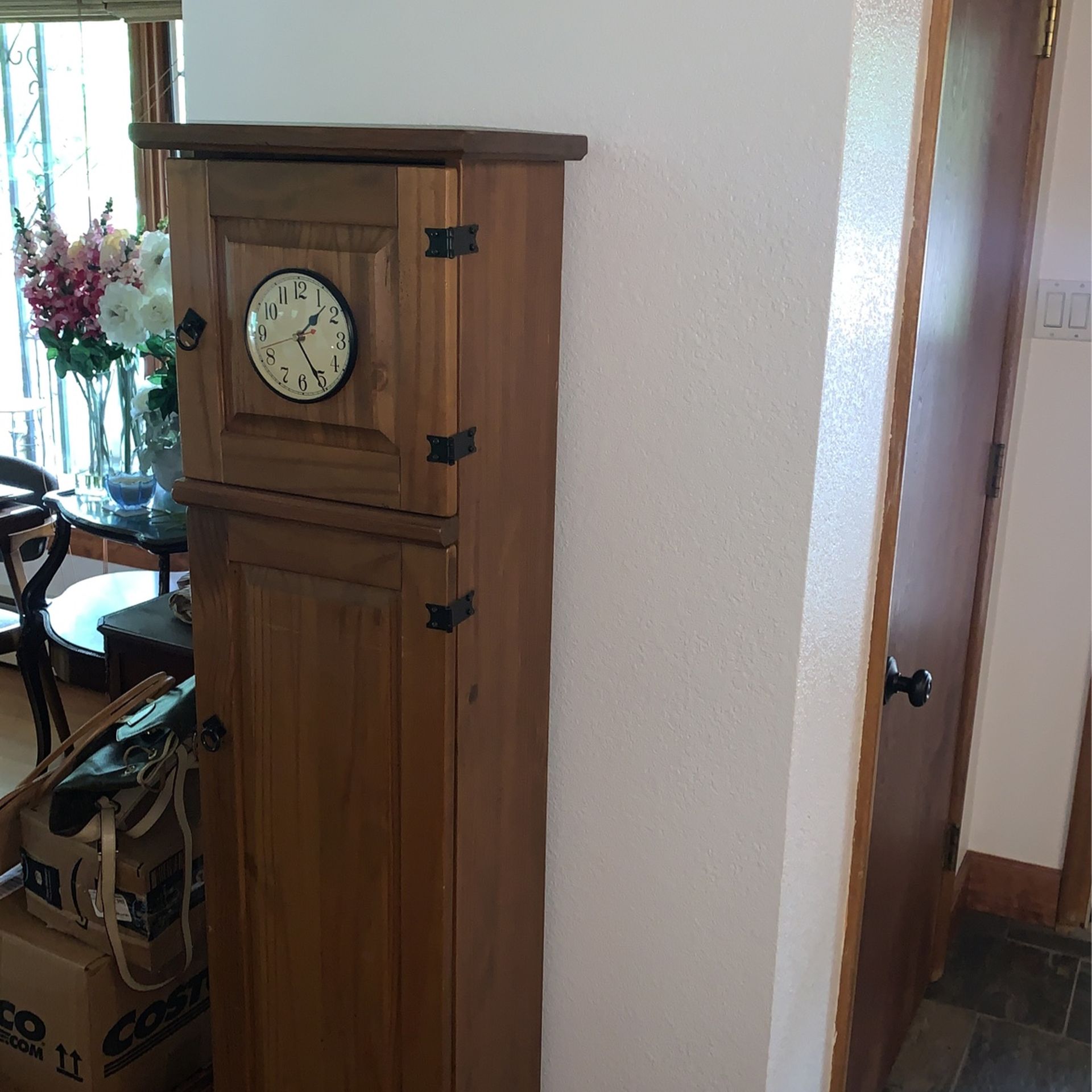 Clock With Storage