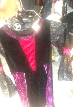 Kids which dress Halloween