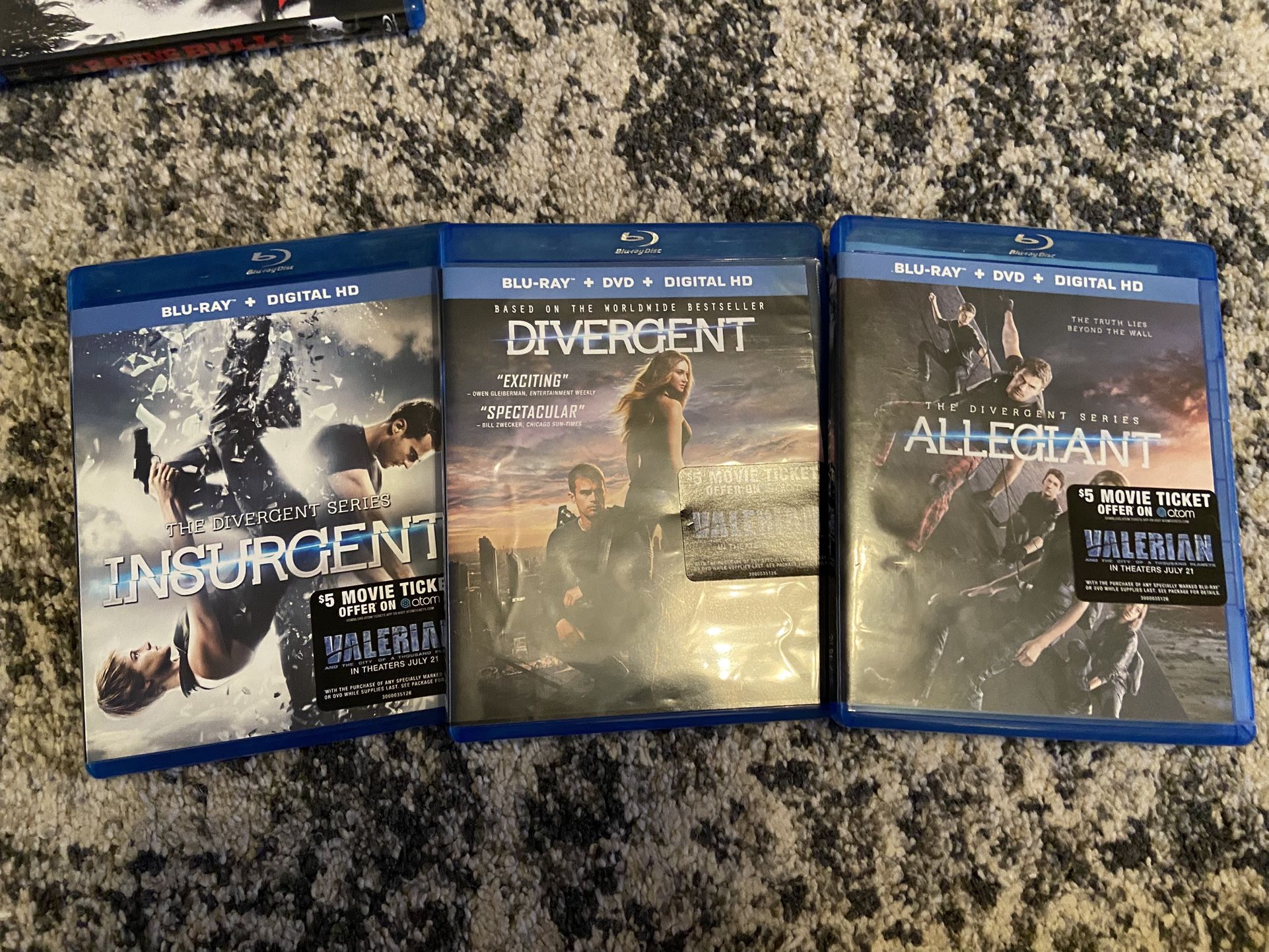 DIVERGENT TRILOGY BLUERAY