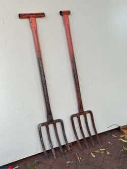 Heavy Duty Vintage 4-Prong Forged Steel Pitch Forks w/ T-Handles