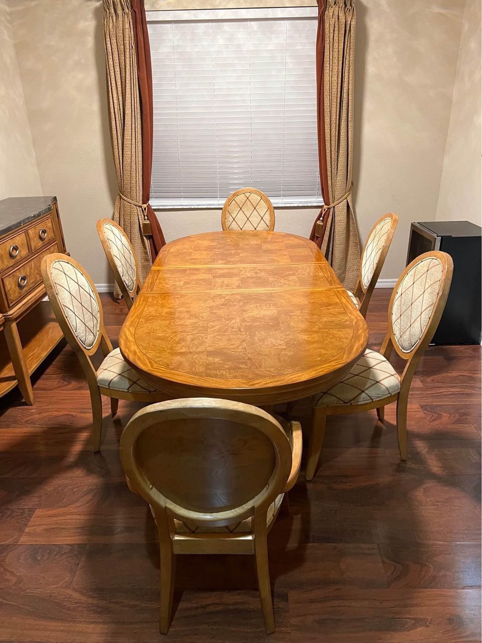 GREAT QUALITY SOLID WOOD DINING SET INCLUDING TABLE, 6 CHAIRS,  AND BUFFET