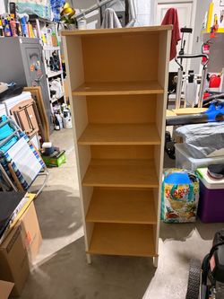 IKEA five tier Bookcase/ shelf in very good condition
