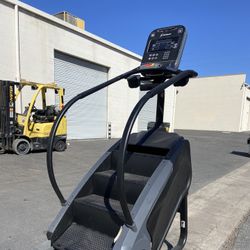 Stairmaster Series 8 Gauntlet Stepmill
