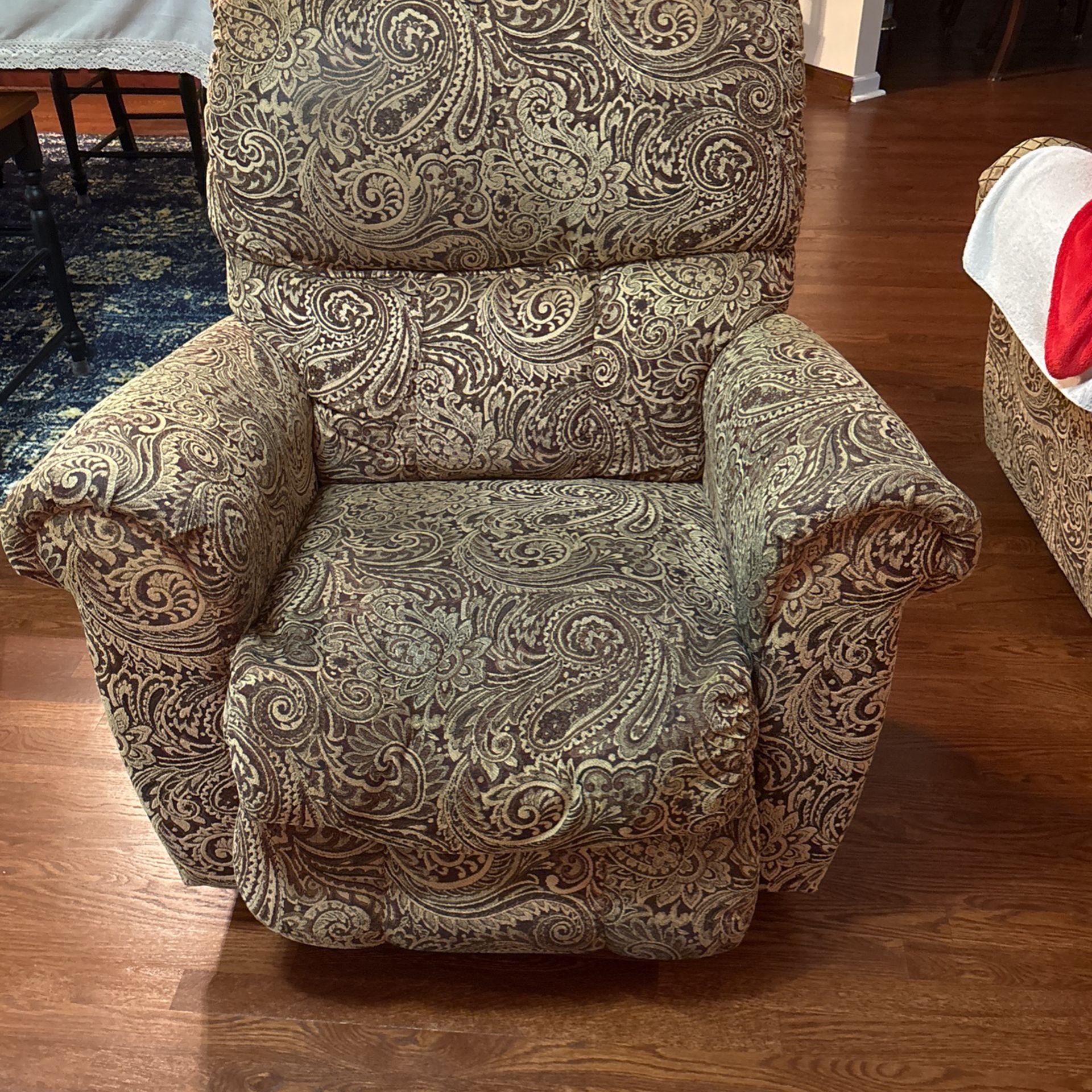 Lazy Boy Chairs X2 For Sale