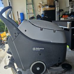 Advance SC 450 Floor Scruber Machine