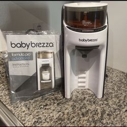 Baby Brezza Formula Pro Advanced - Excellent Condition!