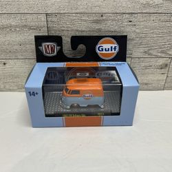 M2 Machines Gulf Light Blue / Orange ‘1960 Volkswagen Delivery Van • Die Cast Metal • Made in China Scale 1:64