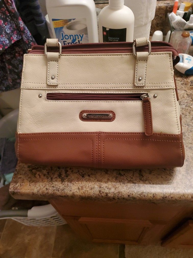 Stone Mountain Usa Purse/Bag for Sale in Linfield, PA - OfferUp