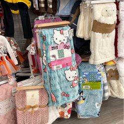 Hello Kitty Blanket