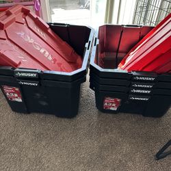 Husky Pro Grip Storage Containers