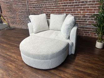 Delivery Available Costco white lounge chair w storage ottoman retails 550