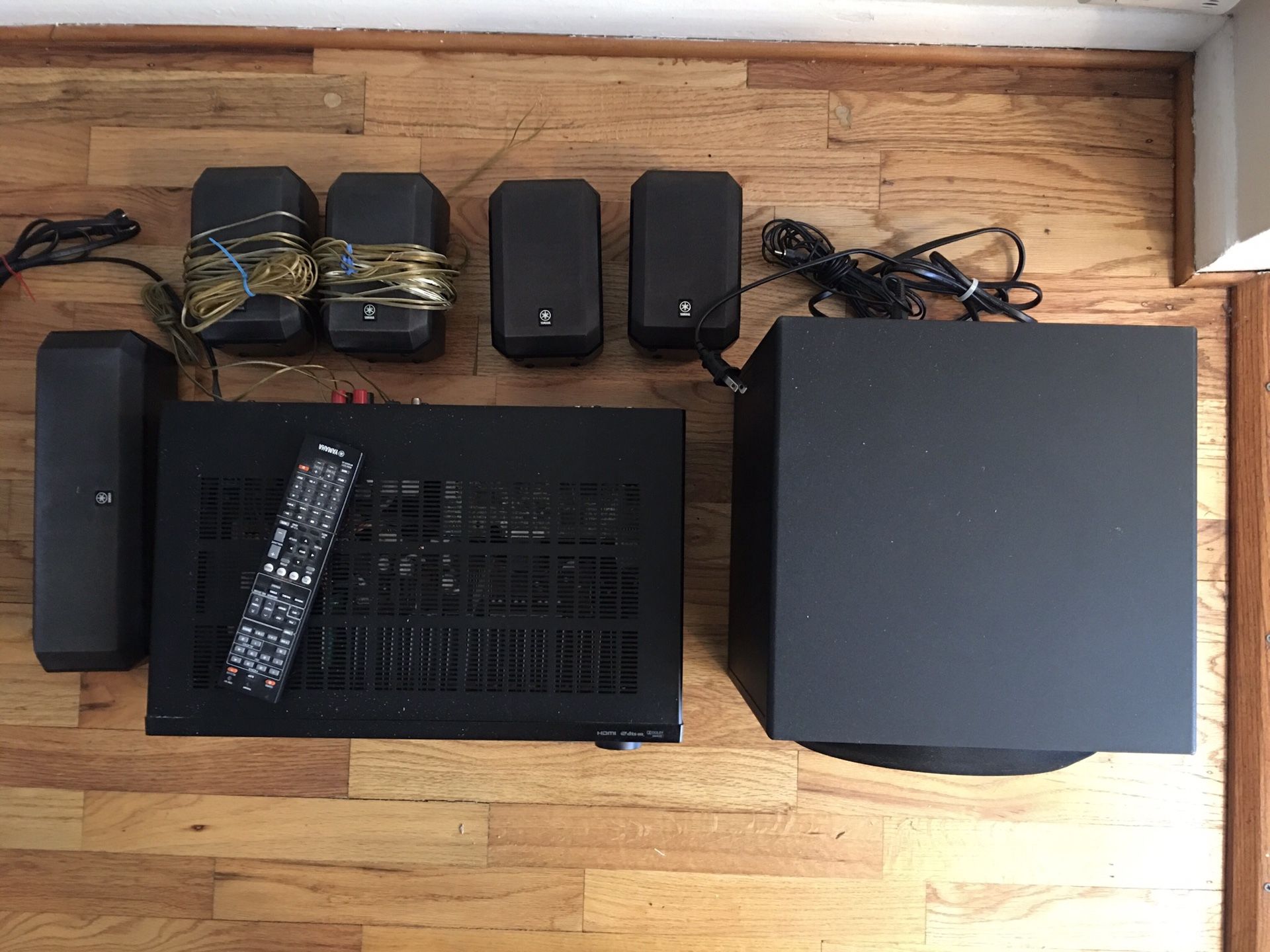 Yamaha Surround Sound System for Sale in Seattle, WA OfferUp