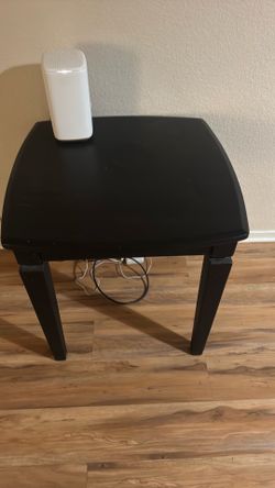 Black side table