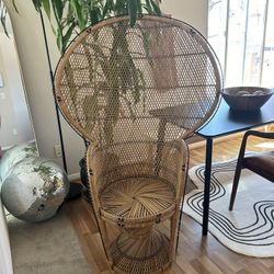 Vintage Peacock Chair (excellent condition)