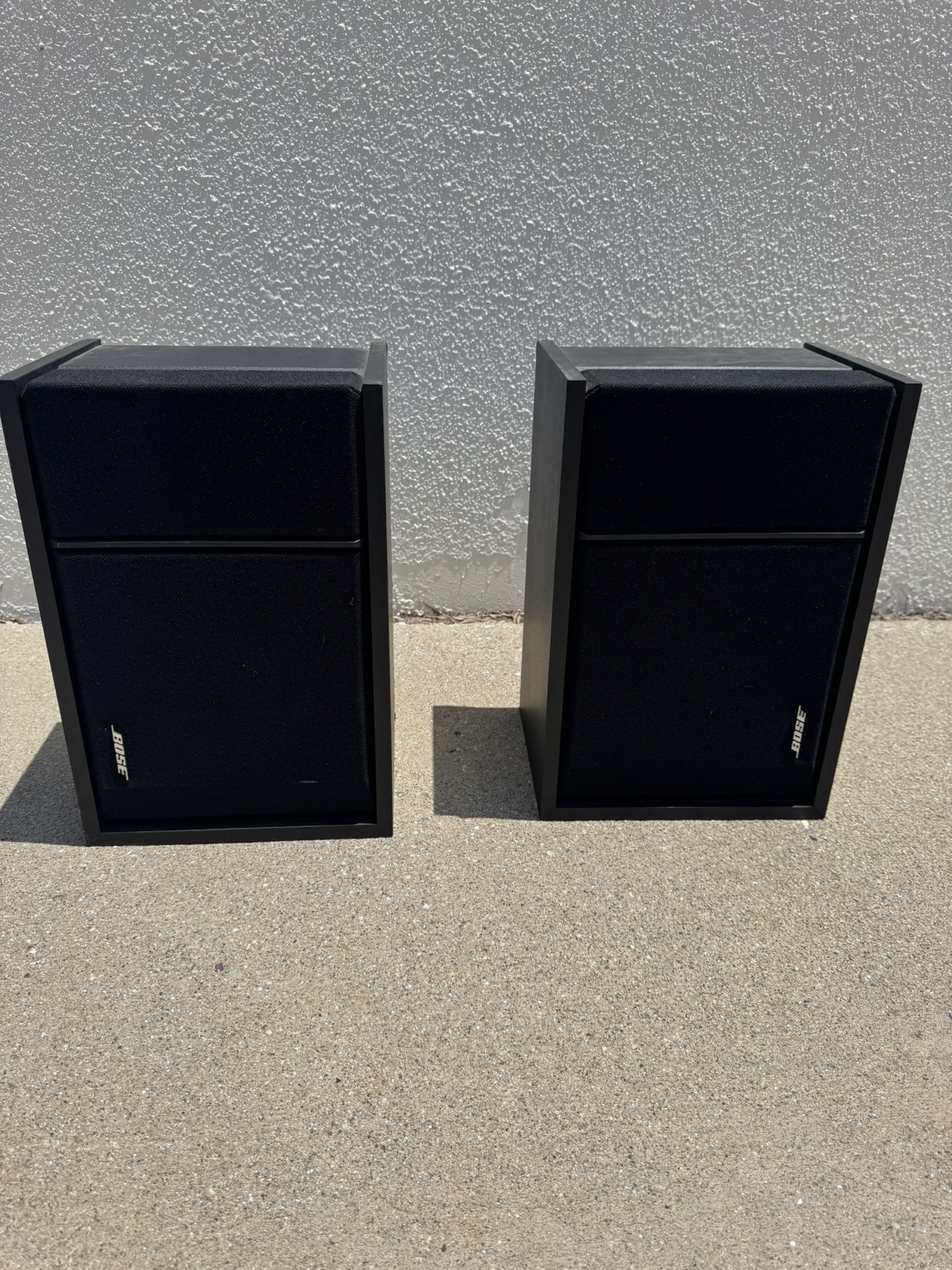 Pair Of Bose 201 Series III Speaker