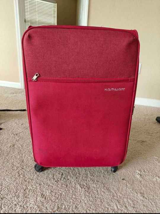 Medium Light Weight Suitcase