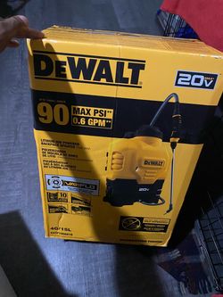 DeWalt 20V 4-Gallon Backpack Sprayer