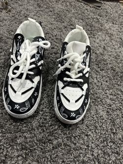 Unisex Children Shoes Size 6