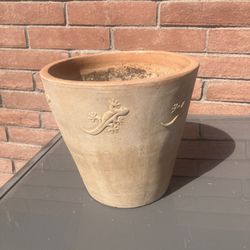 Plant Pot 14 Inch Diameter With Pattern