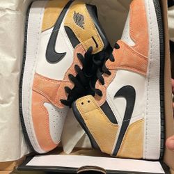 Air Jordan 1 Mid SE