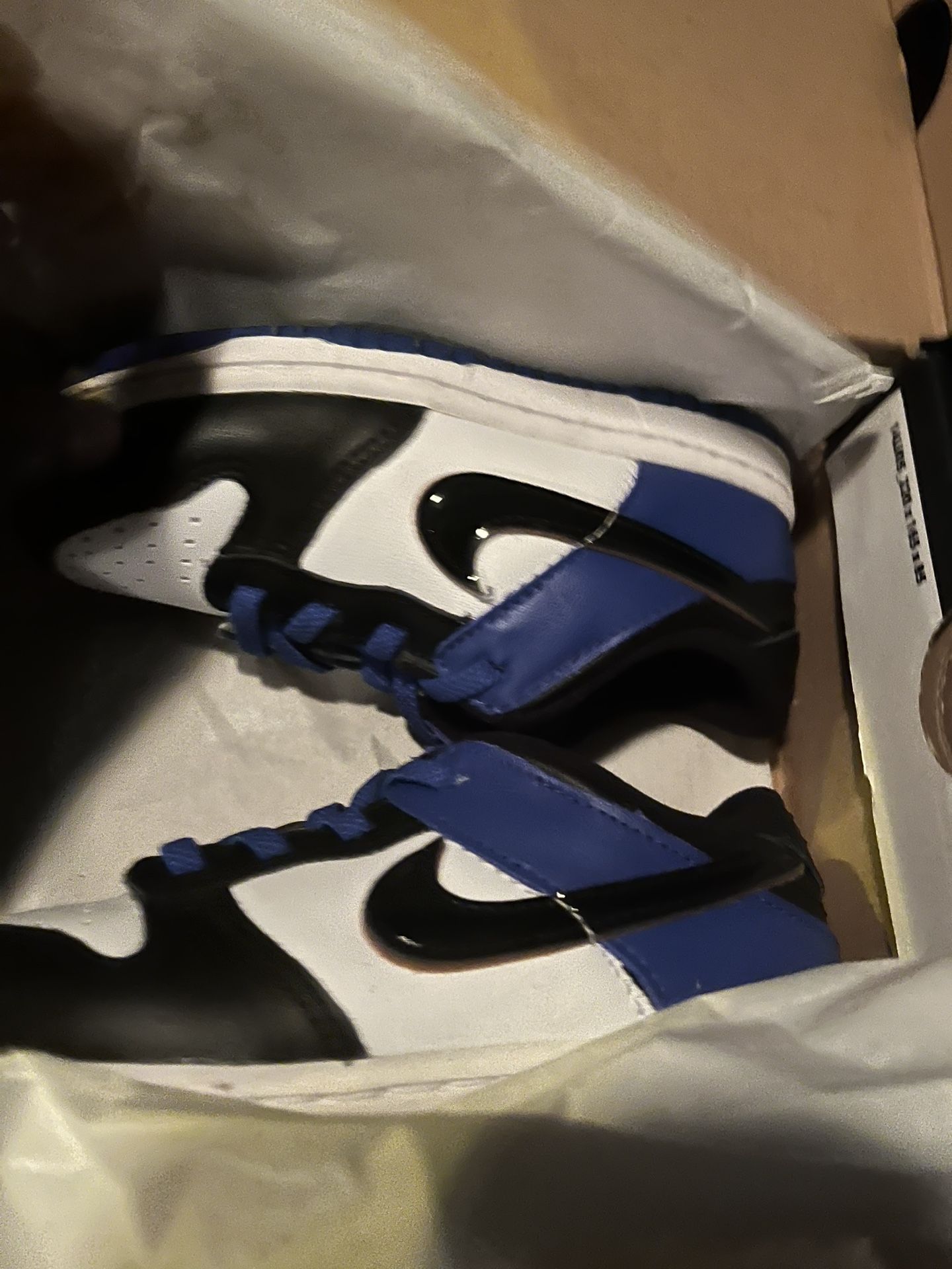 Boys Nike Size 9.5 Toddler