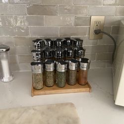 Spices With Tray Set