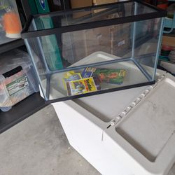 Tetra Glass 5.5 Gallon Aquarium 